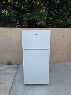 3MONTHS WARRANTY 28X29X60 hotpoint fridge
