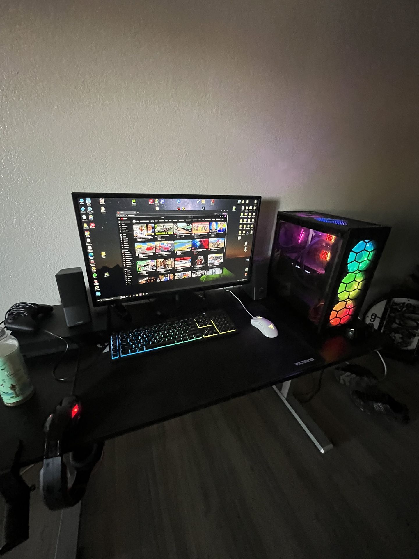 Gaming PC / Desktop (whole Set Up Gtg)