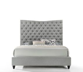2 COLORS AVAILABLE. CAL KING PLATFORM BEDFRAME