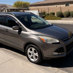 Ford escape 2014 ecoboost clean title 1 owner