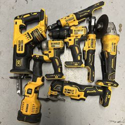 Dewalt Cordless Tools & Tripod Light