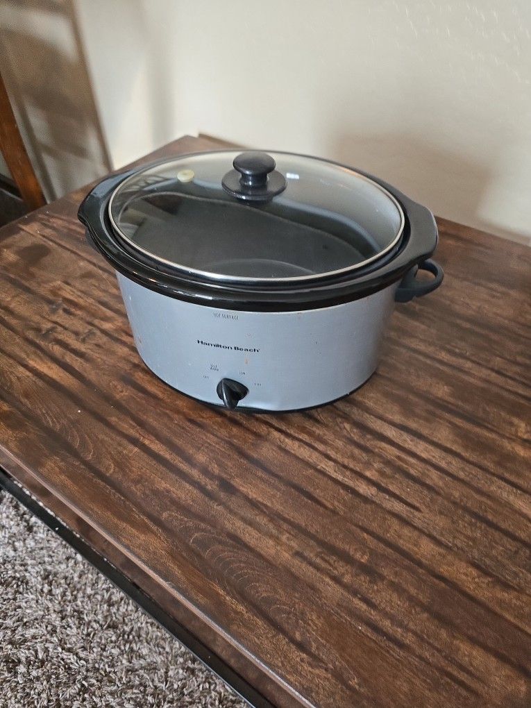Hamilton beach crockpot.