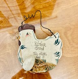 chick kitchen is closed wood hanging sign decor decoration -chicken, egg