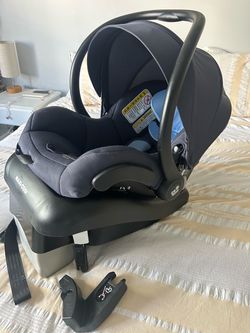 Maxi-Cosi Mico 30 Infant Car Seat + Base – Great Condition