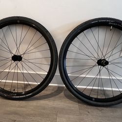 Hunt Four Season Gravel Disc TR Wheelset