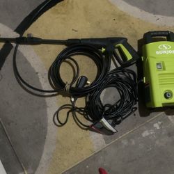 Barley Used Pressure Washer Wit Extindo Hose Only Used A Few Times