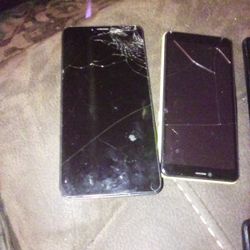 Broken And Working Phones