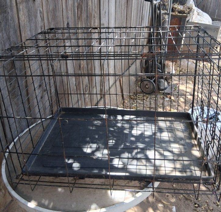 Medium Size Dog Crate