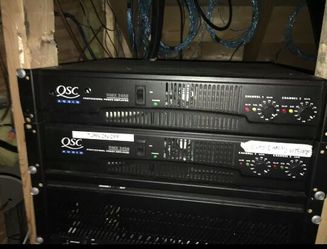 QSC 2450 power amplifier