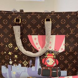 Over sized louis vuitton bag 