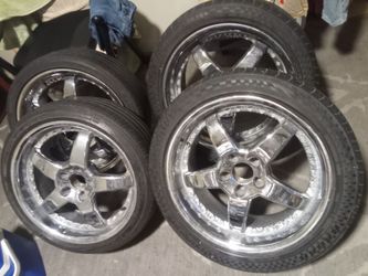 Chrome 5-Spoke Wheels with Tires – Set of 4