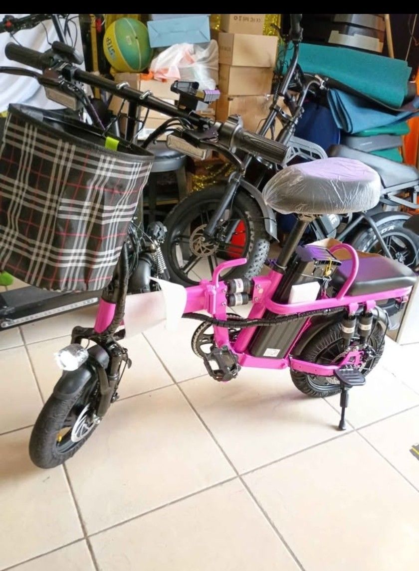 Pink Foldable Electric Bicycle 25mph