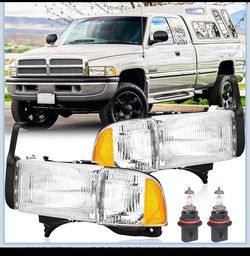 1500/1 Dodge Ram 2 (Non-Sport Models) Head Lamps with Corner Parking Turn Signal Lights,Chrome Housing Amber Reflector