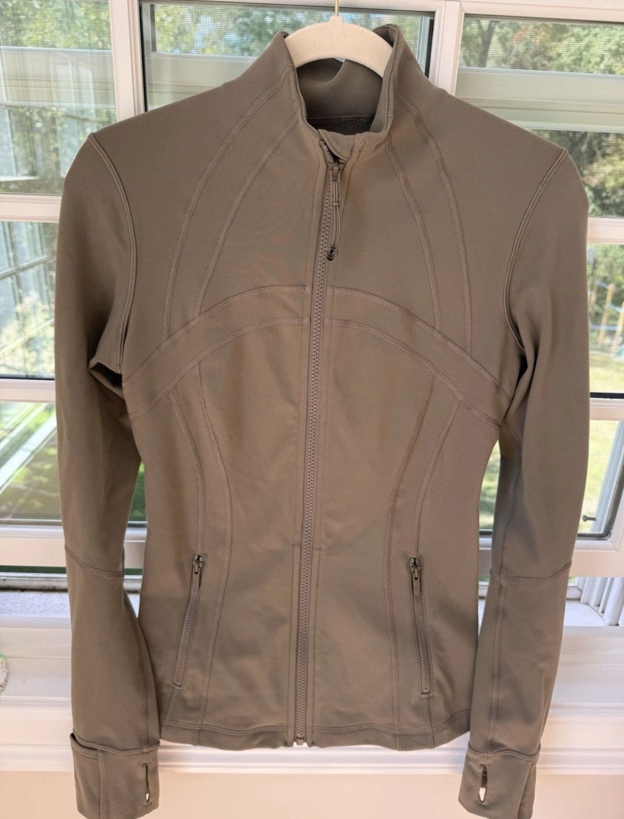 Lululemon Define Jacket Brown matching set with flare leggings 