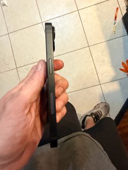 iPhone 14 Pro Max and plus for repair or parts and Samsung