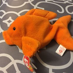 TY BEANIE BABY GOLDIE THE GOLDFISH 1993 RARE RETIRED AND PVC PELLETS.