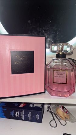 Victoria secret bombshell