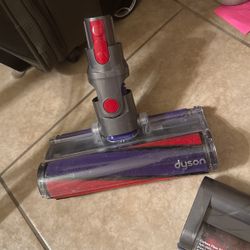 Dyson Head