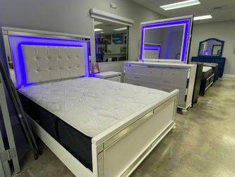 Elegant White Bedroom Set On Sale
