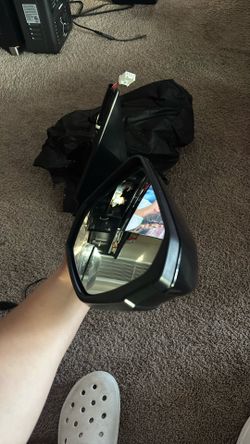 2017 Honda Civic - Passenger Side Mirror
