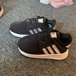 Adidas Toddler Size 6 