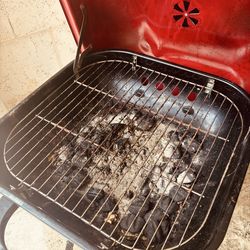 Master Kettle Charcoal Grill w/Wheels for Mobility