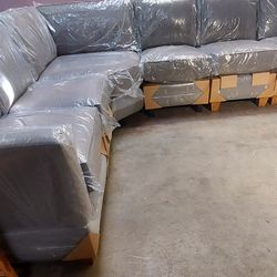Great offer on a 6-piece sectional with wedge corner for 5 days only! Take advantage!