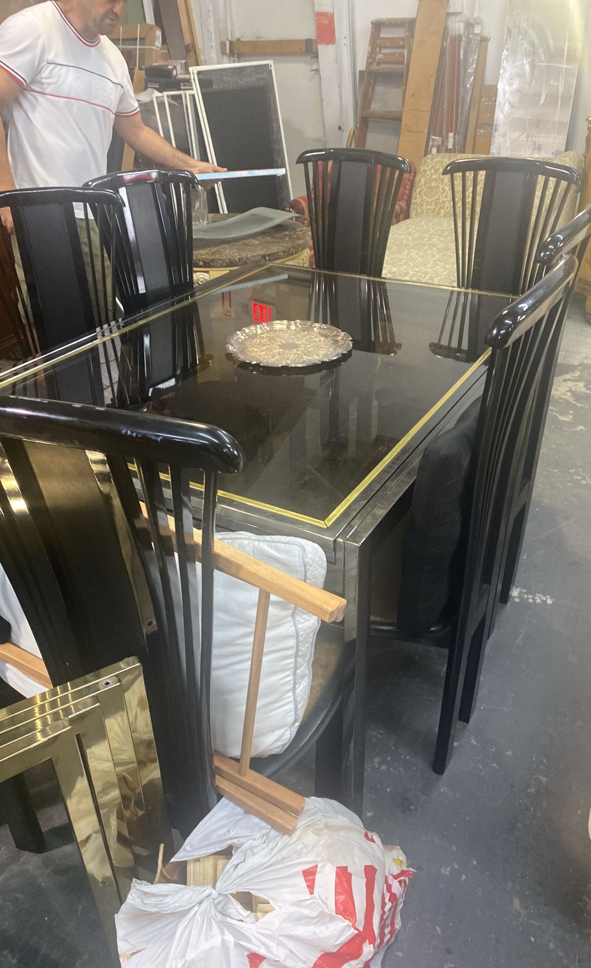 Table Expandable 6 Chairs