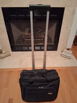 Targus 16" Rolling Laptop Case
