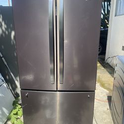 3 door whirlpool refrigerator