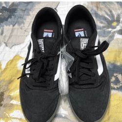 VANS Ave Pro Skate Shoes Black White Waffle