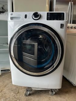 GE 28 INCH SMART FRONT LOAD WASHER