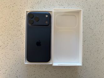 iPhone 17 Pro Max - Unlocked - Mint Condition