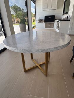 Restoration Hardware 48” Torano Round Marble Dining Table