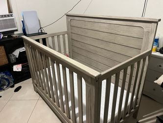 Brand new crib
