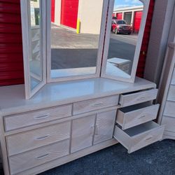 White Washed Pencil Reed Bedroom Furniture Set 