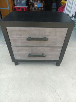 Mesita de noche bob s furniture