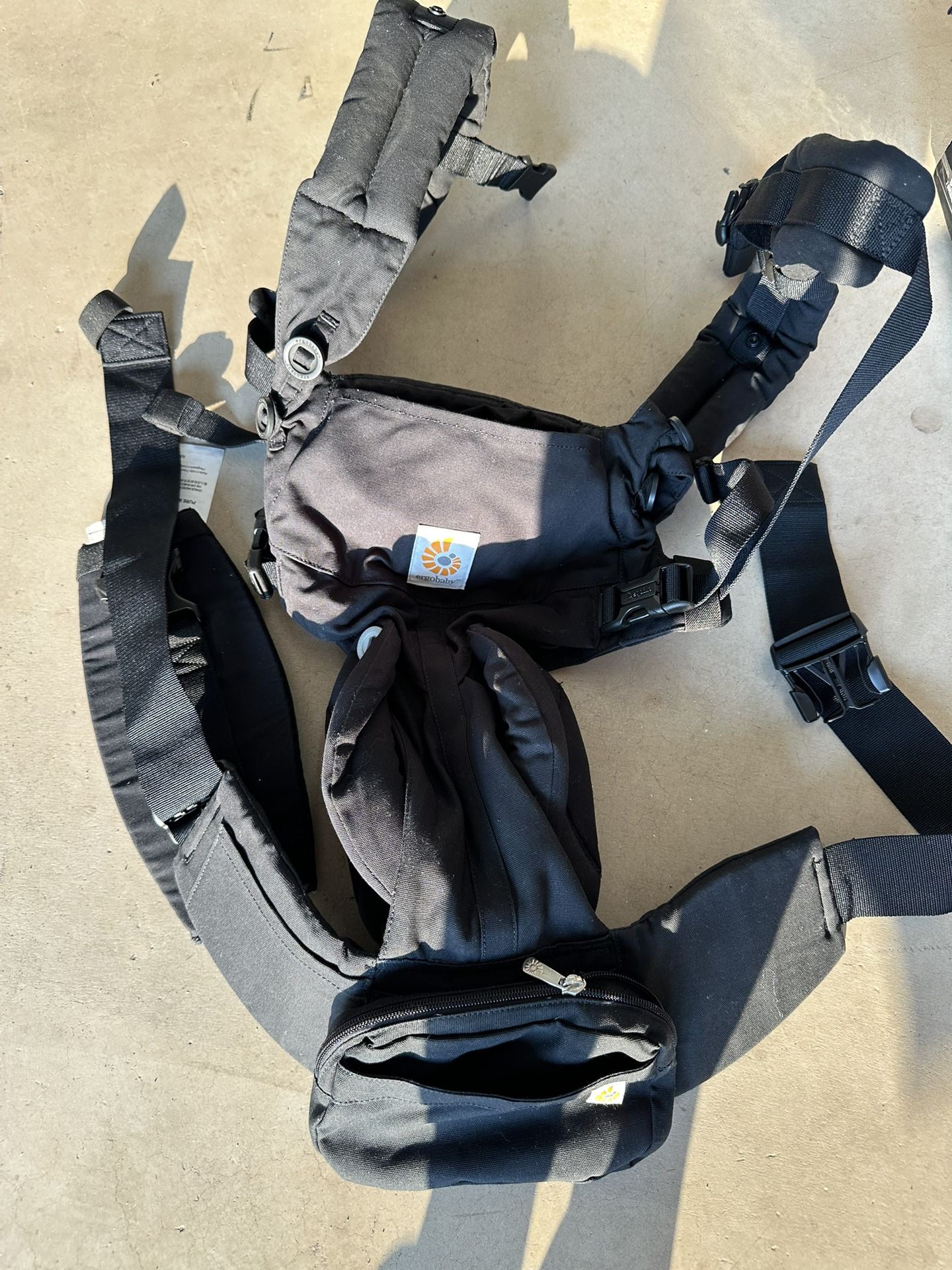 Ergobaby Omni Classic All Carry Positionsz Breathable Baby Carrier for Newborn to Toddler