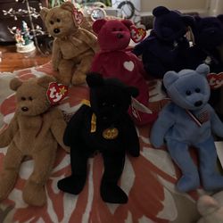 Large Collection Of Beanie Babies ***MAKE OFFER ONE/OR ALL***