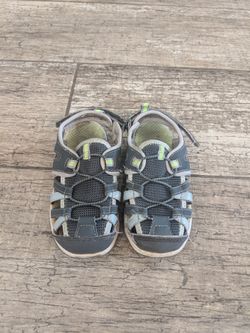 Gray Carter's size 12