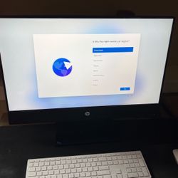 27” Touchscreen All-In-One PC