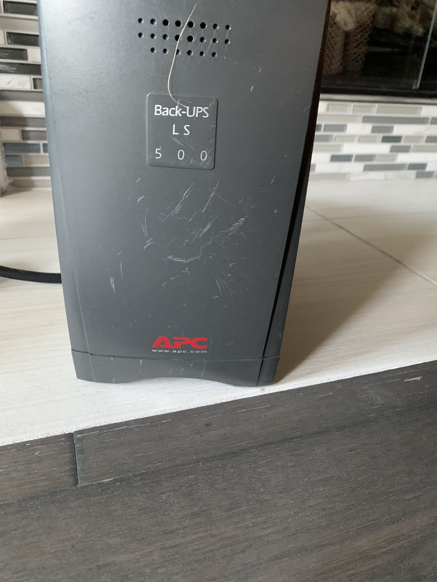APC BACKUP BATTERY LS 500