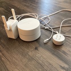 google wifi mesh and wifi extender ...PENDING PICK UP 