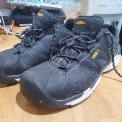 Size 12 Keen Shoes
