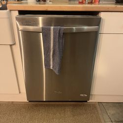 Whirlpool Dishwasher