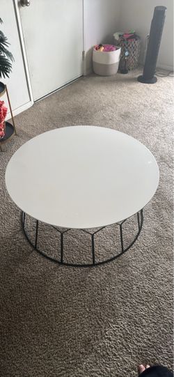 Modern Round White Coffee Table with Black Metal Base