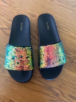 $10 - New Aldo women’s size 10 sequined slides.  Pickup only in the area of 36th Ave and Pinnacle Peak within 24hours of take greatly appreciated.  Th