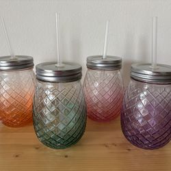 Set of 4 Colorful Pineapple Glass Mason Jar Sippers with Lids & Straws #Summer