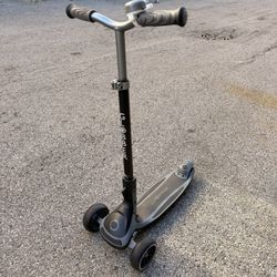 Glibber Scooter. Excellent Condition. 