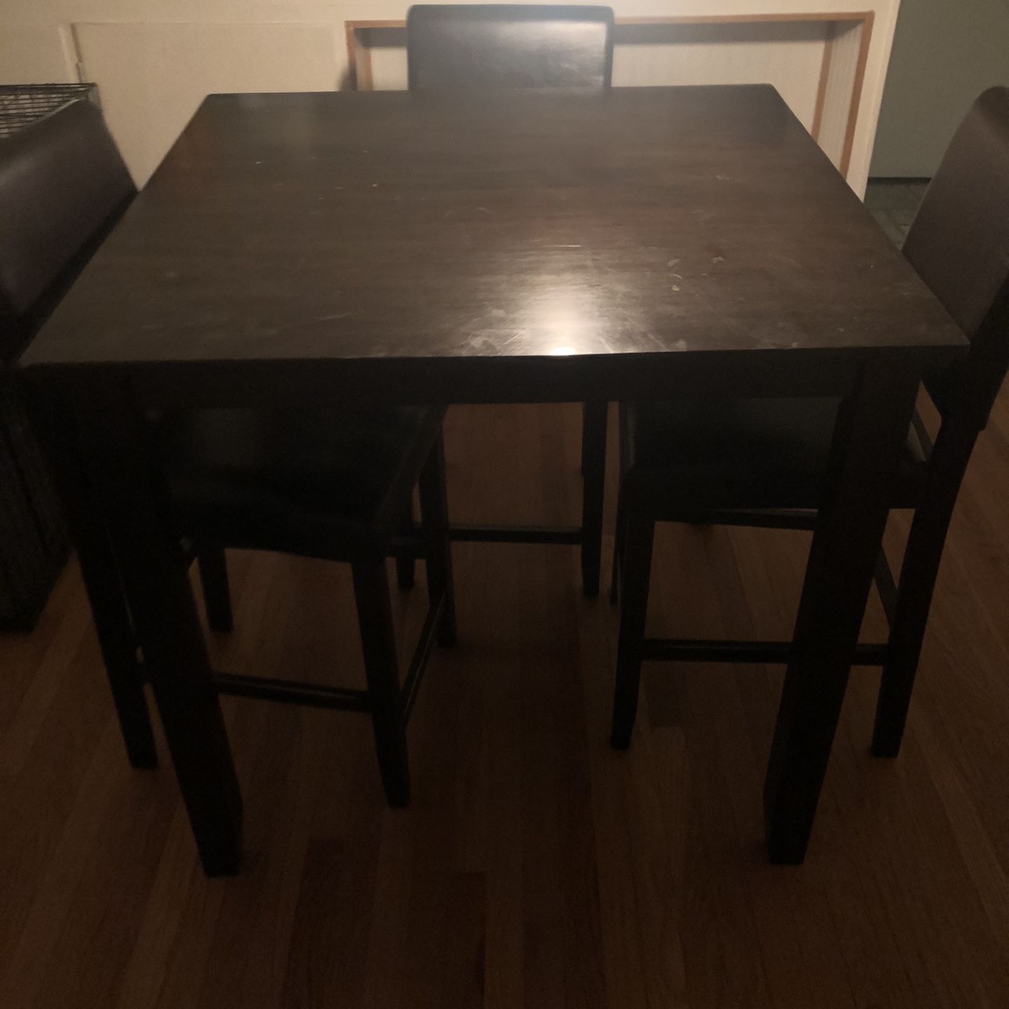 Tall Dinning Room Table With 4 Chairs